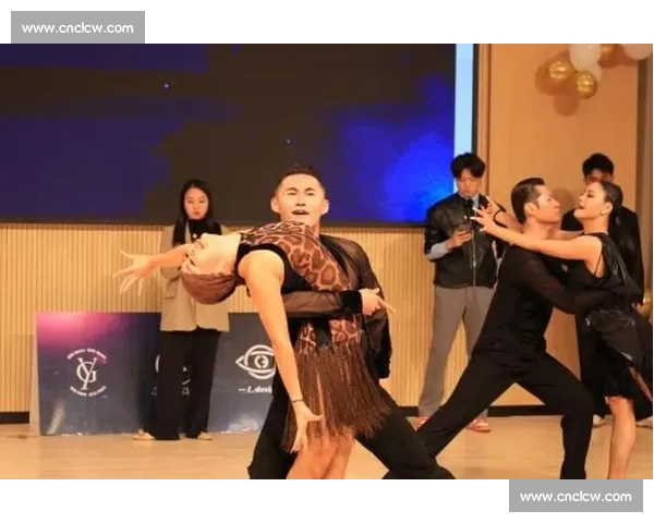 舞韵泉城 精英逐梦 ——2025 济南体育舞蹈公开赛开赛 舞韵泉城 精英逐梦 ——2025 济南体育舞蹈公开赛开赛