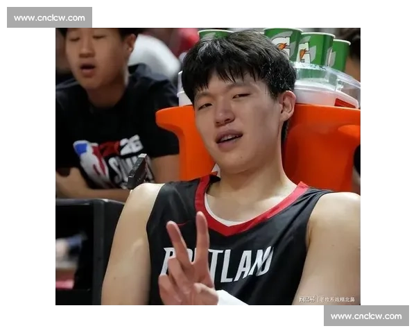 杨瀚森战快船 2 分 1 板引热议：刘维伟护徒，徐静雨呼吁给机会